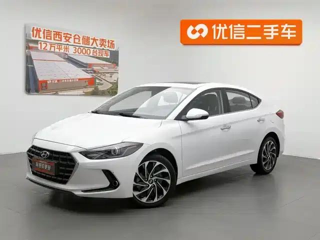 Hyundai Elantra 2019 1.5L CVT Smart Luxury Edition