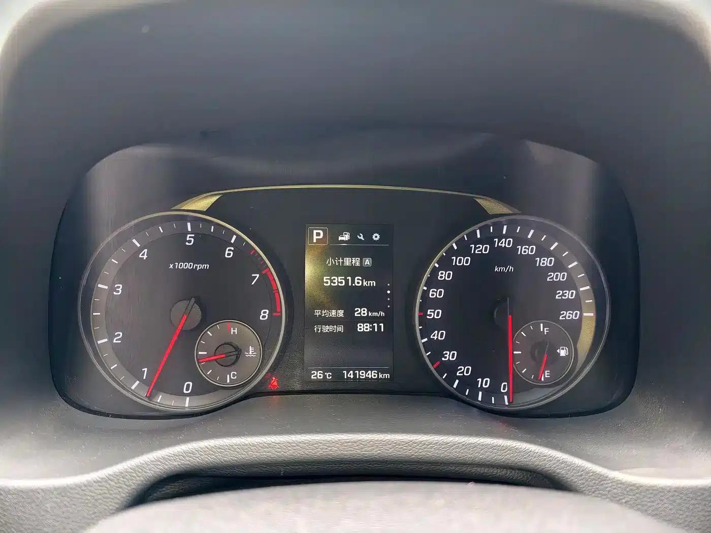 Hyundai Elantra 2018 1.4T Dual-Clutch Dynamic & Vitality Edition — миниатюра 11