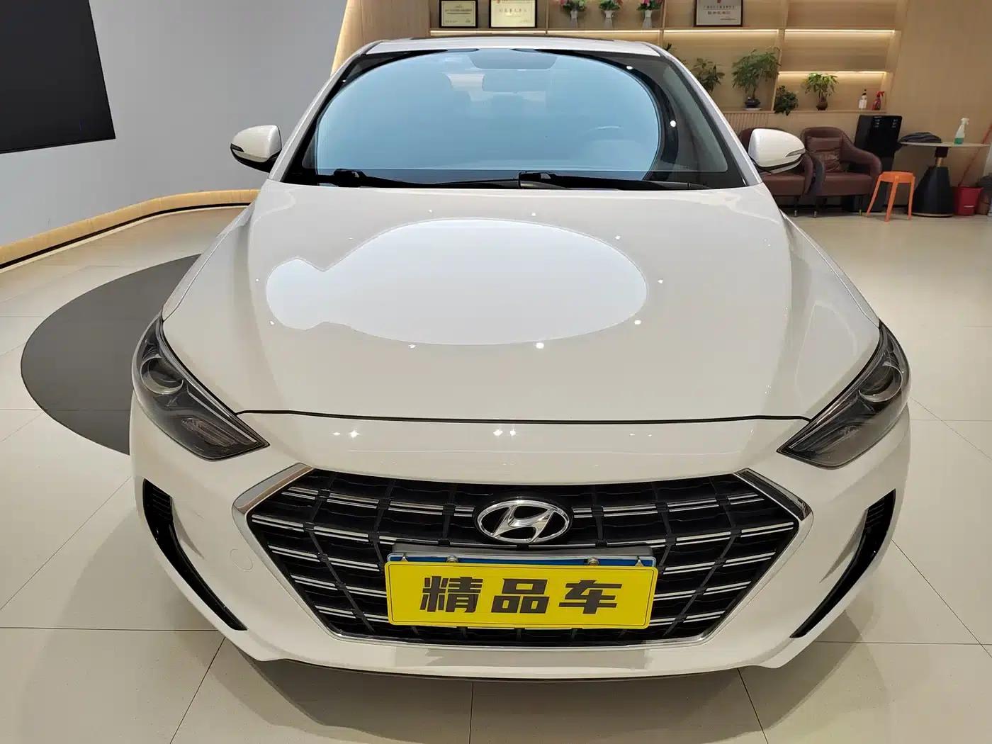 Hyundai Elantra 2020 1.5L CVT Smart Elite Edition — миниатюра 2