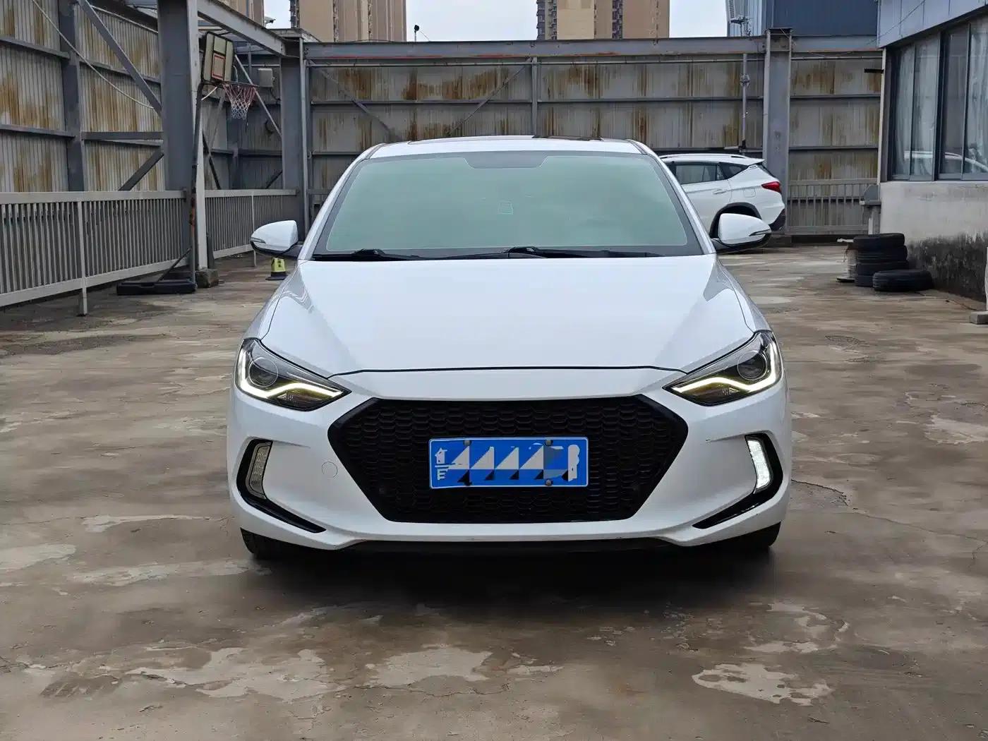 Hyundai Elantra 2020 1.4T Dual-Clutch Dynamic & Vitality Edition — миниатюра 2