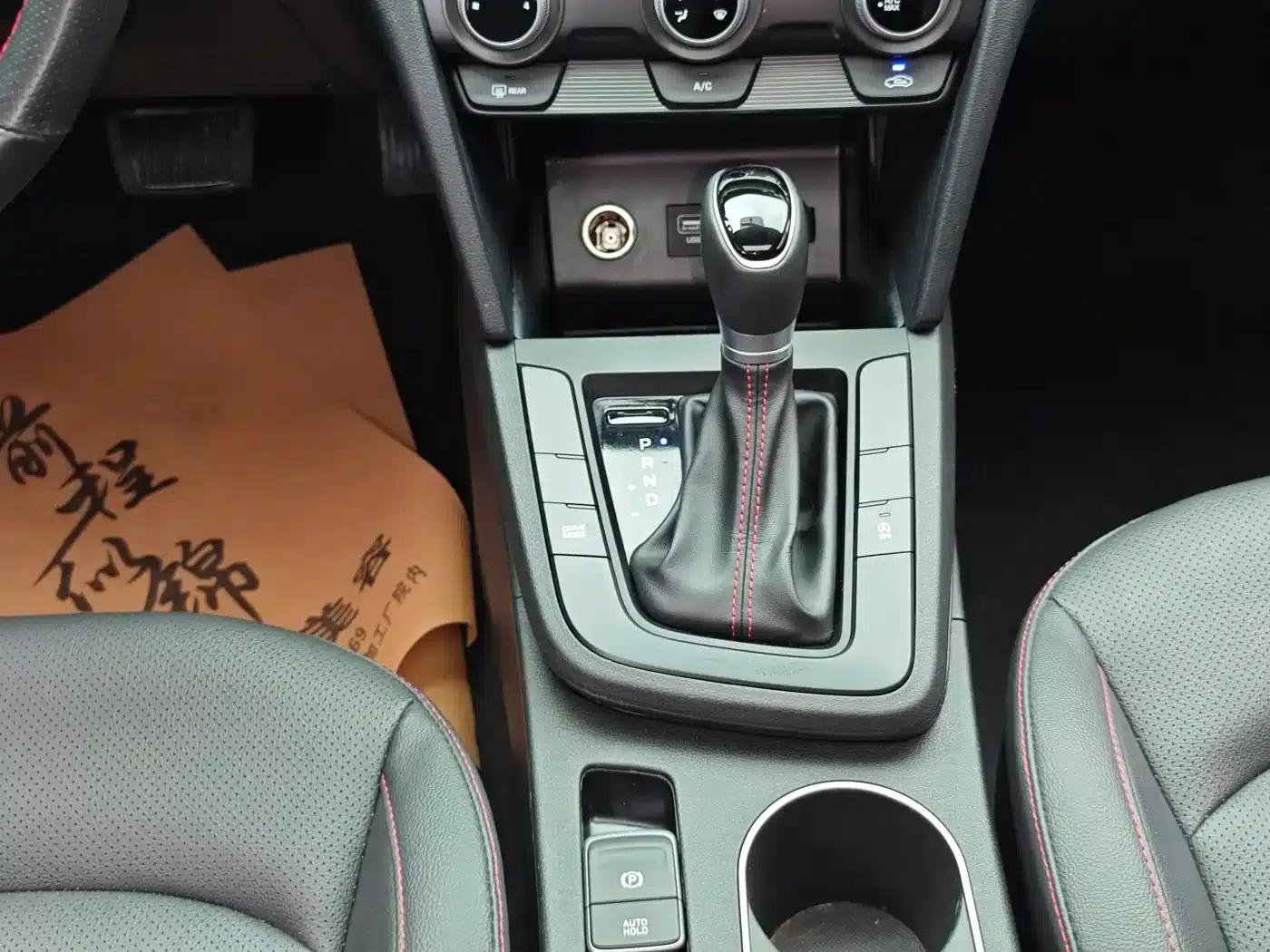 Hyundai Elantra 2020 1.4T Dual-Clutch Dynamic & Vitality Edition — миниатюра 14
