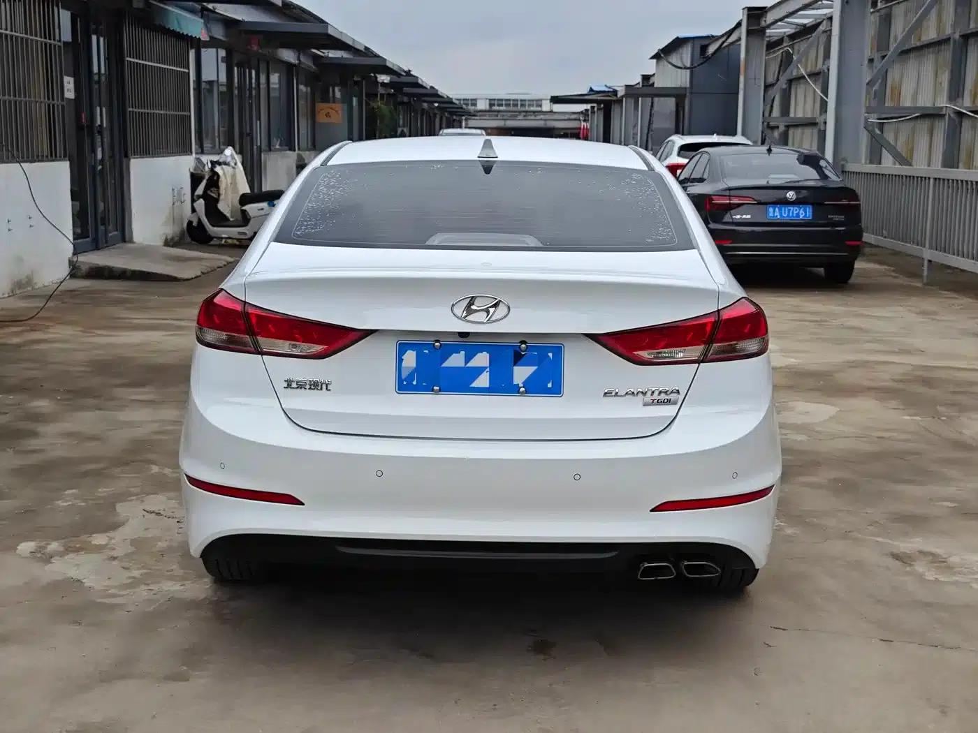 Hyundai Elantra 2020 1.4T Dual-Clutch Dynamic & Vitality Edition — миниатюра 5