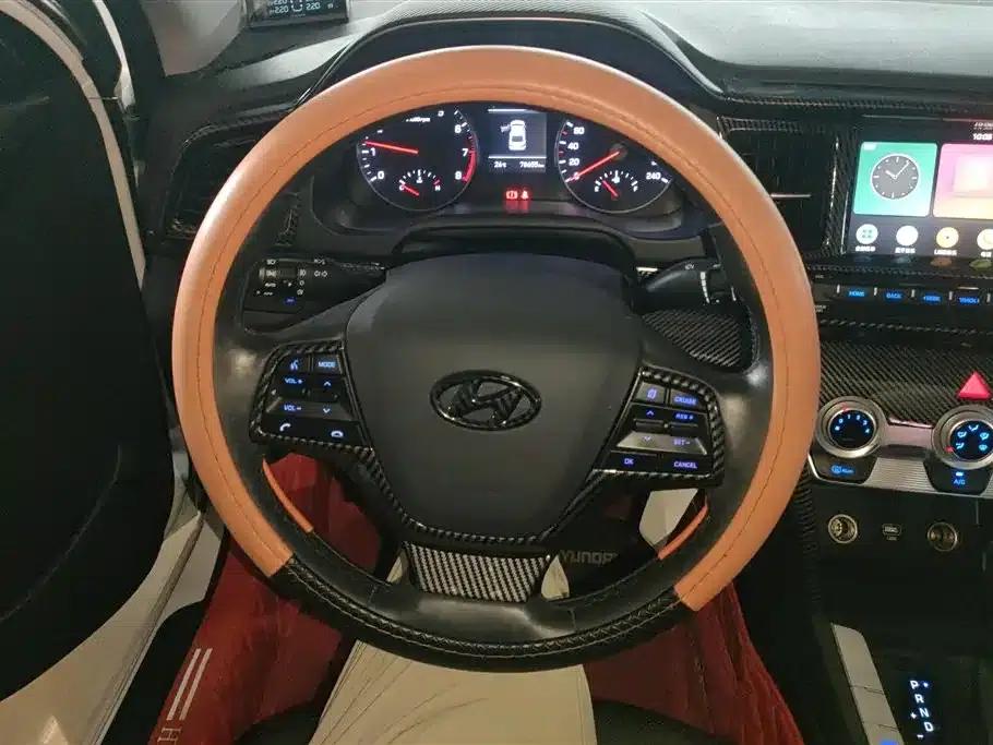 Hyundai Elantra 2019 1.5L CVT Smart Elite Edition — миниатюра 15