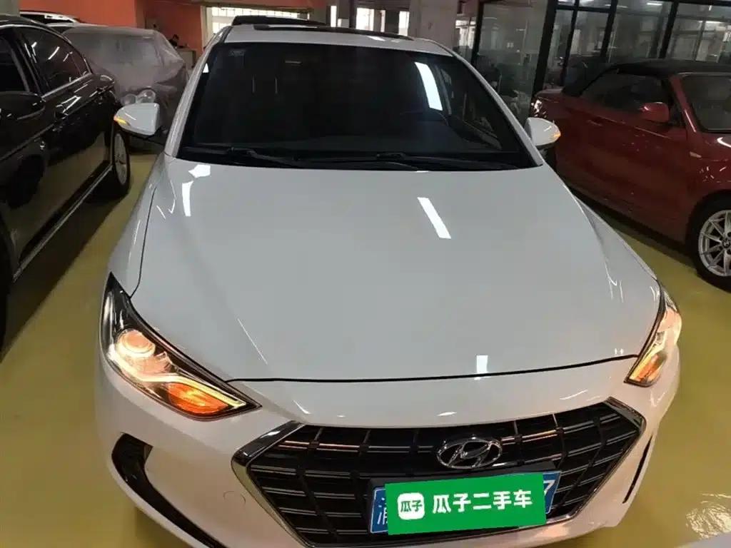 Hyundai Elantra 2020 1.4T Dual-Clutch Dynamic & Vitality Edition — миниатюра 3