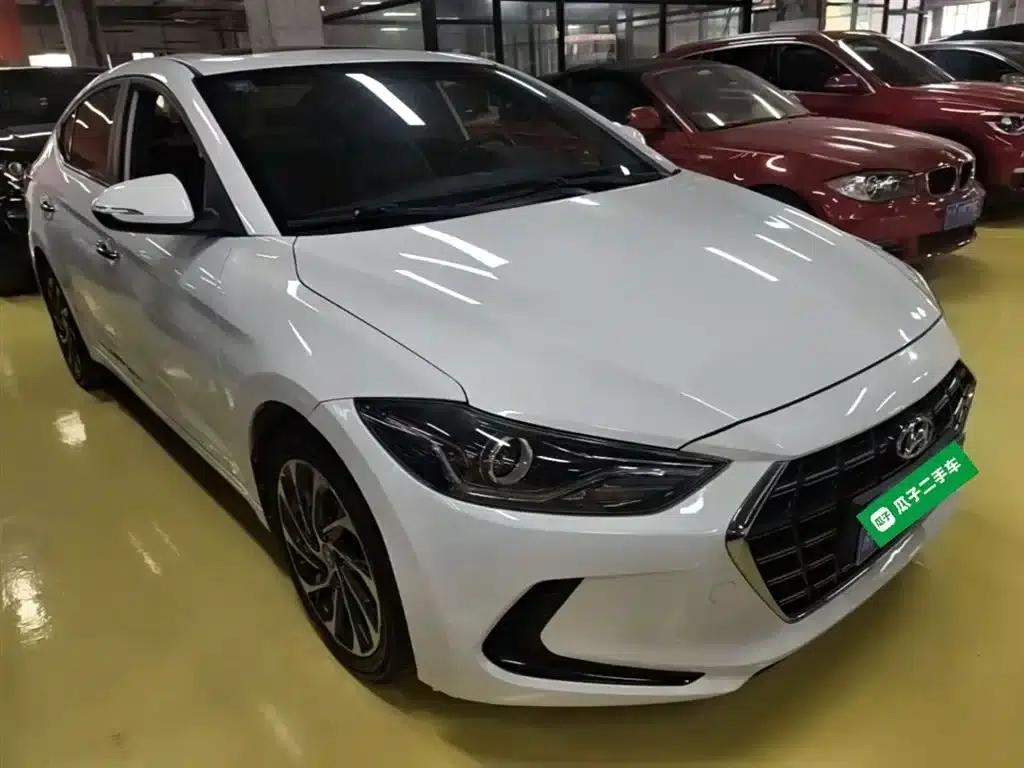 Hyundai Elantra 2020 1.4T Dual-Clutch Dynamic & Vitality Edition — миниатюра 4