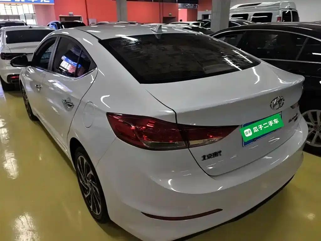 Hyundai Elantra 2020 1.4T Dual-Clutch Dynamic & Vitality Edition — миниатюра 5