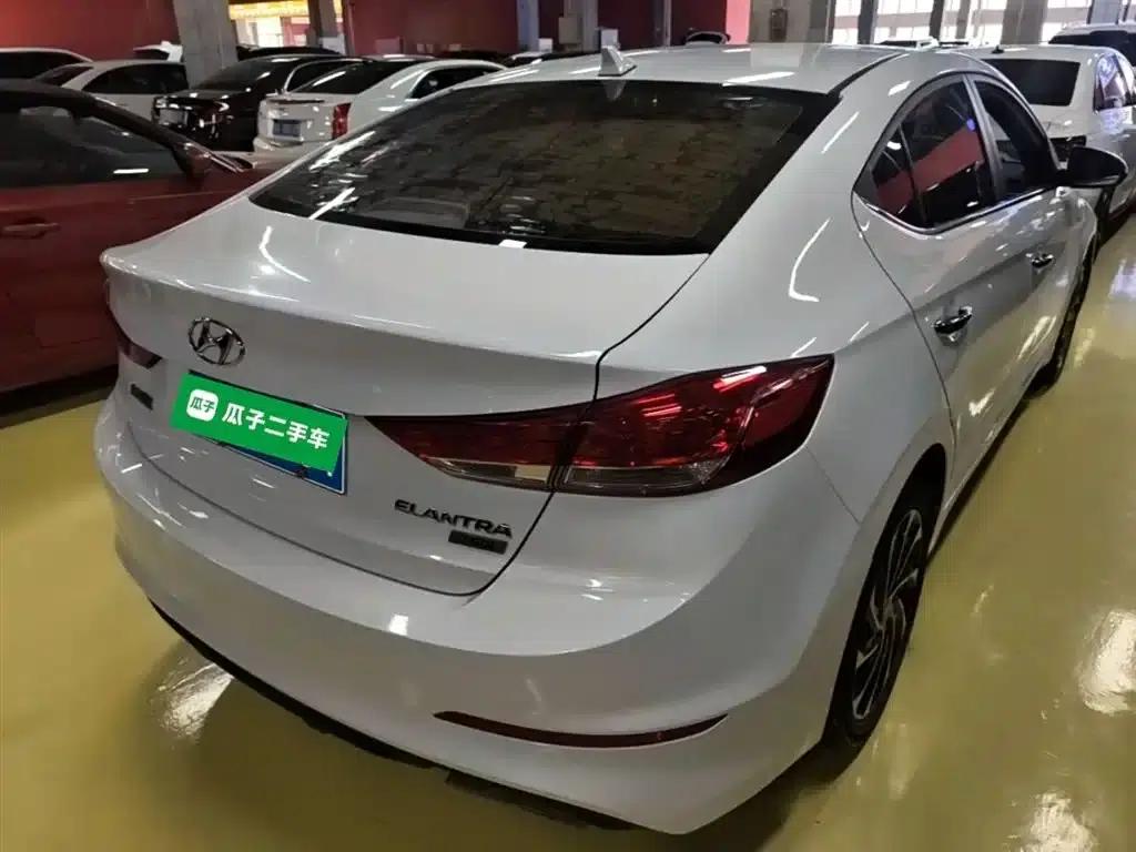 Hyundai Elantra 2020 1.4T Dual-Clutch Dynamic & Vitality Edition — миниатюра 7