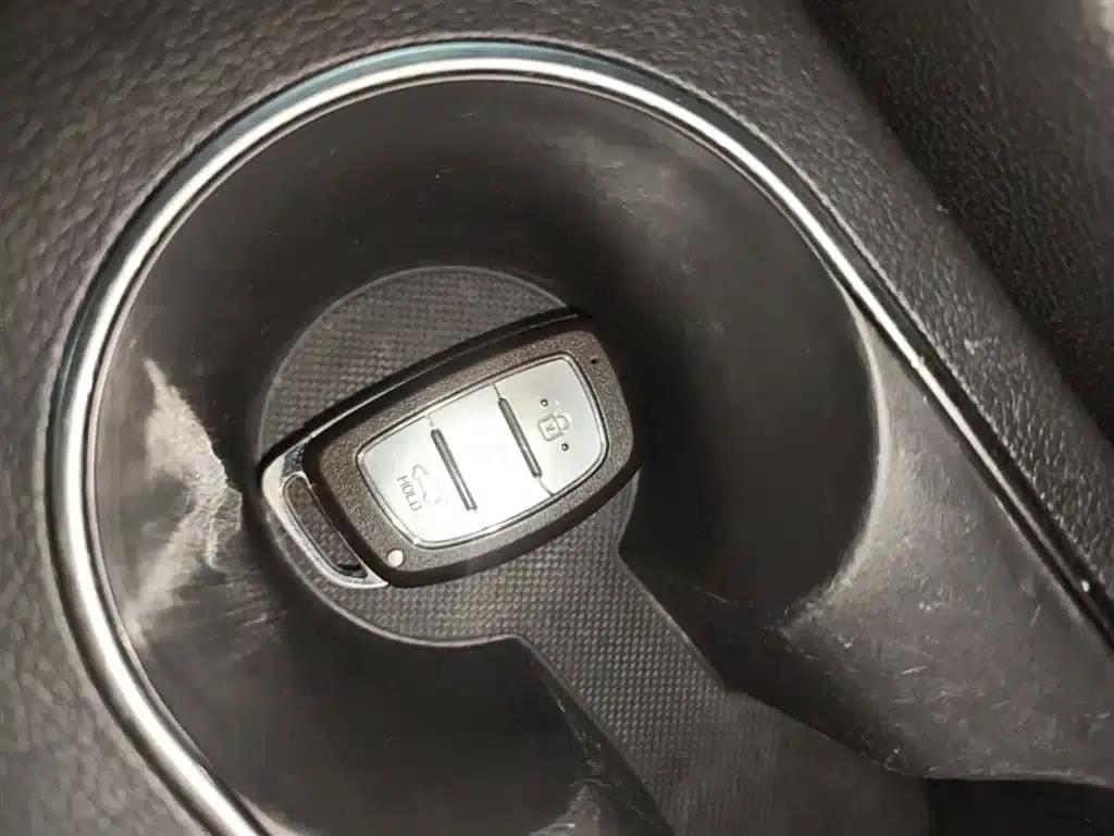 Hyundai Elantra 2020 1.4T Dual-Clutch Dynamic & Vitality Edition — миниатюра 9
