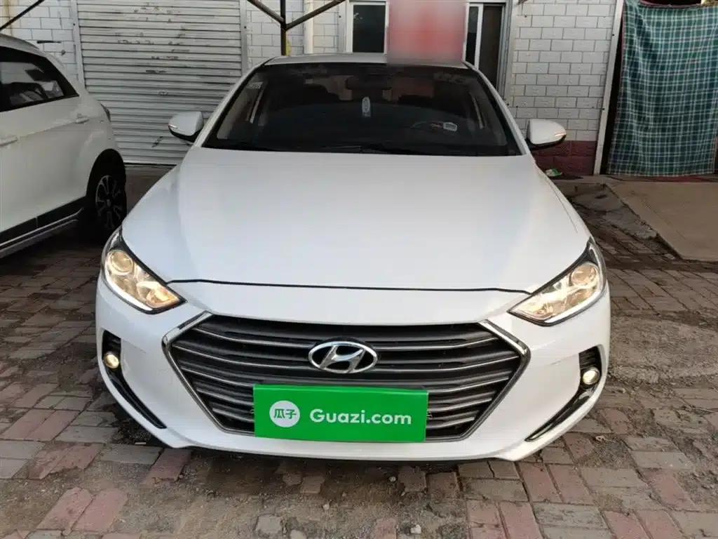 Hyundai Elantra 2018 1.4T Dual-Clutch Dynamic & Vitality Edition — миниатюра 3
