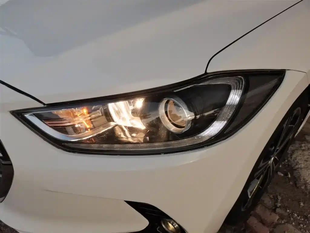 Hyundai Elantra 2018 1.4T Dual-Clutch Dynamic & Vitality Edition — миниатюра 24