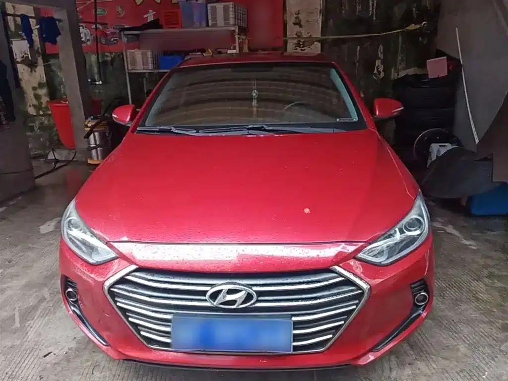 Hyundai Elantra 2016 1.6L Automatic Smart Elite Edition — миниатюра 3
