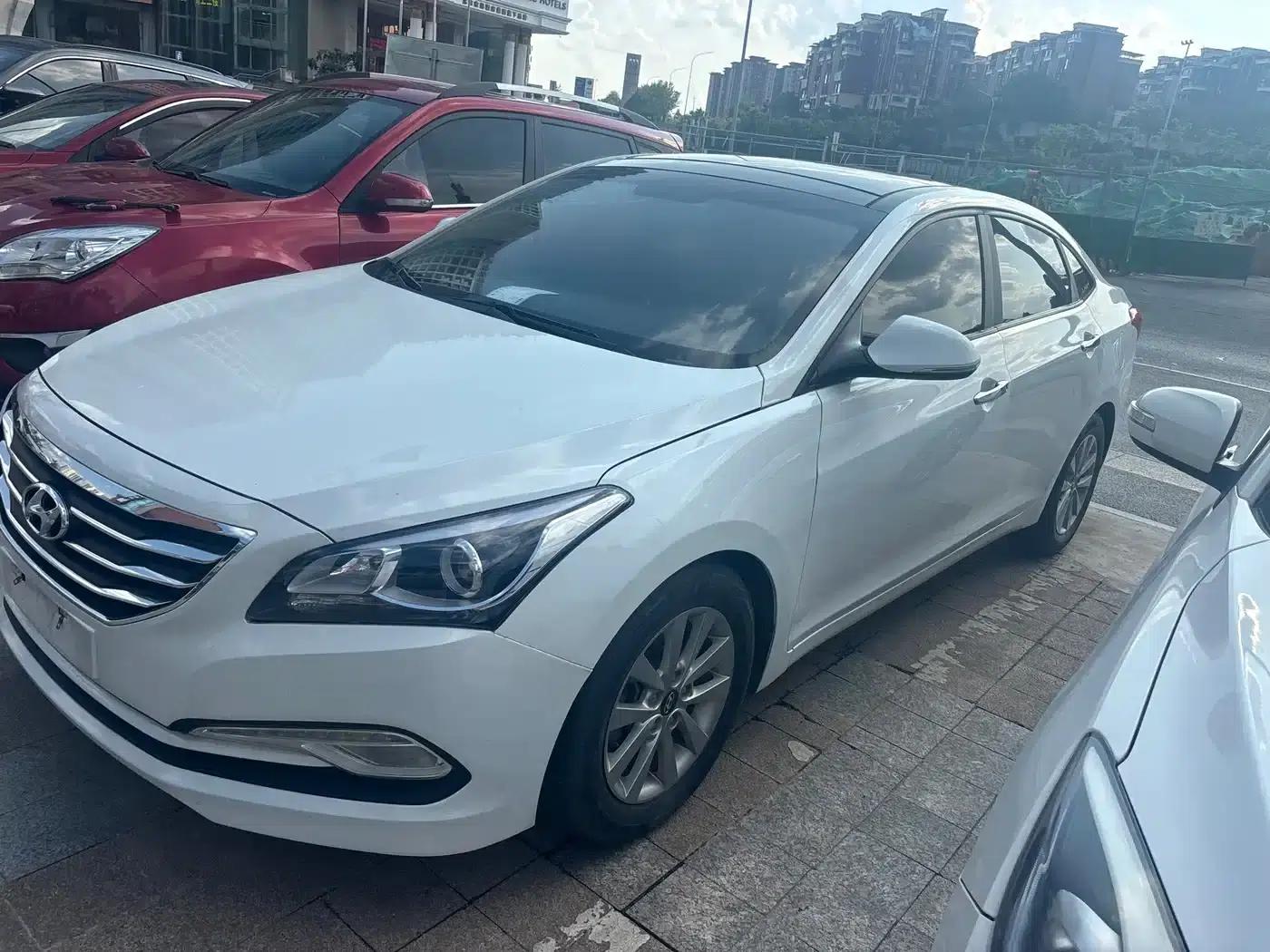 2014 Mistra 1.8L Automatic Intelligent GLS — миниатюра 1