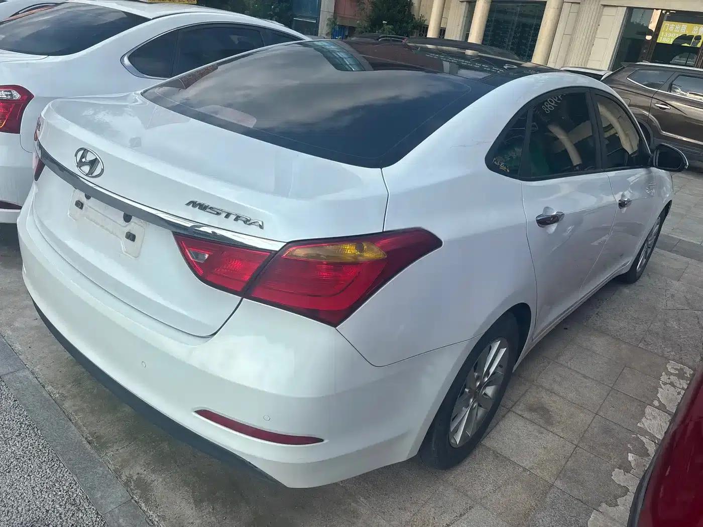 2014 Mistra 1.8L Automatic Intelligent GLS — миниатюра 6