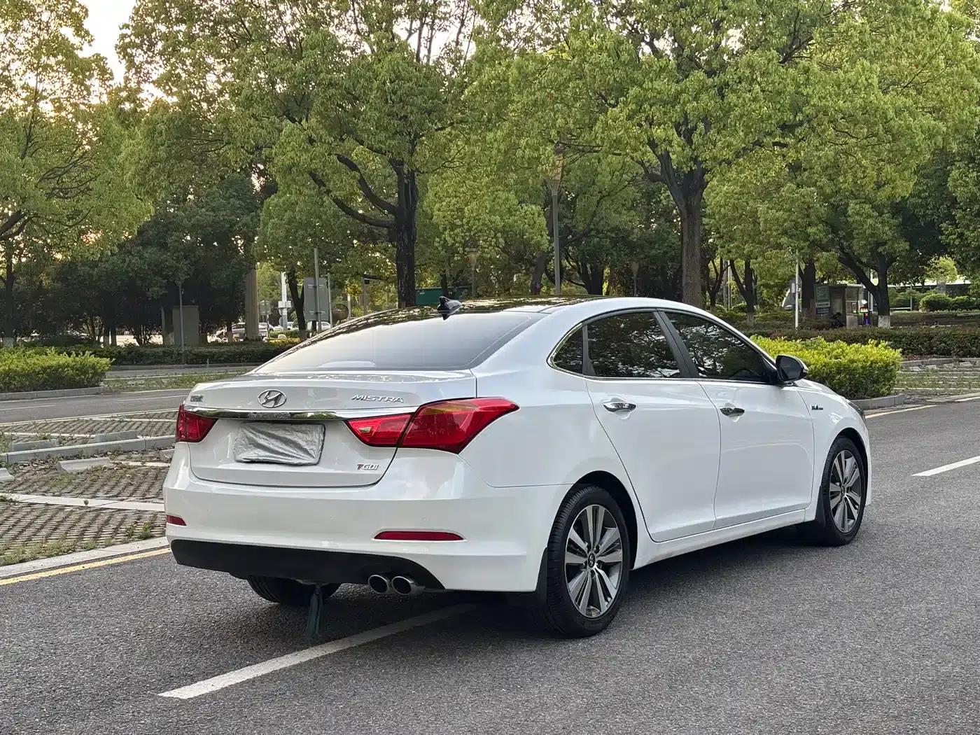 Hyundai Mistra 2016 1.6T Automatic Intelligent GLS — миниатюра 7