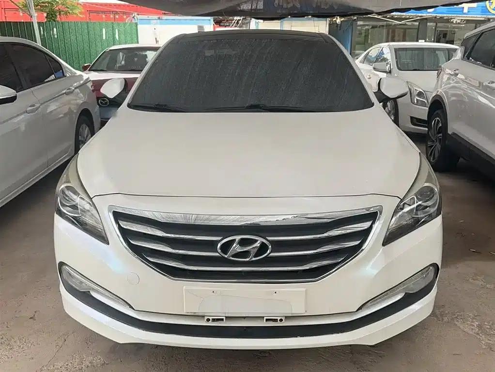 Hyundai Mistra 2016 1.8L Automatic Premium DLX — миниатюра 3