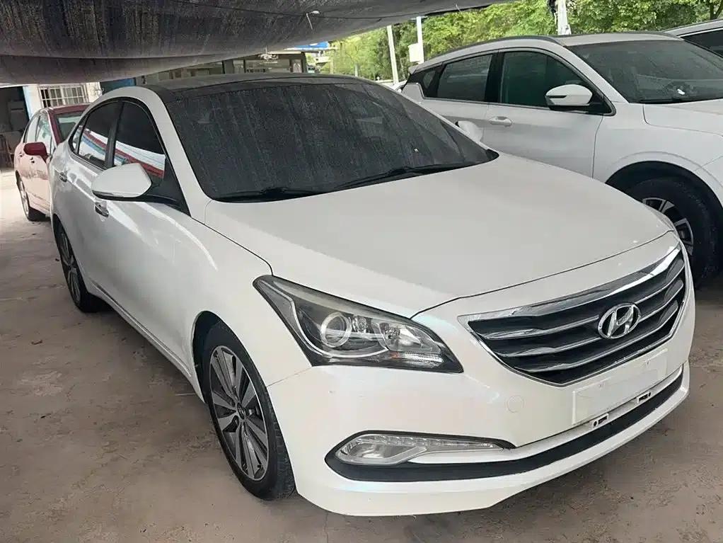Hyundai Mistra 2016 1.8L Automatic Premium DLX — миниатюра 4