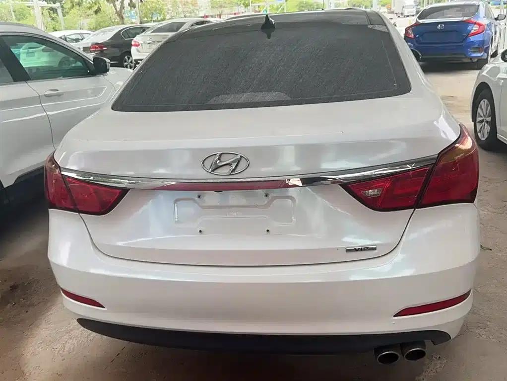 Hyundai Mistra 2016 1.8L Automatic Premium DLX — миниатюра 6