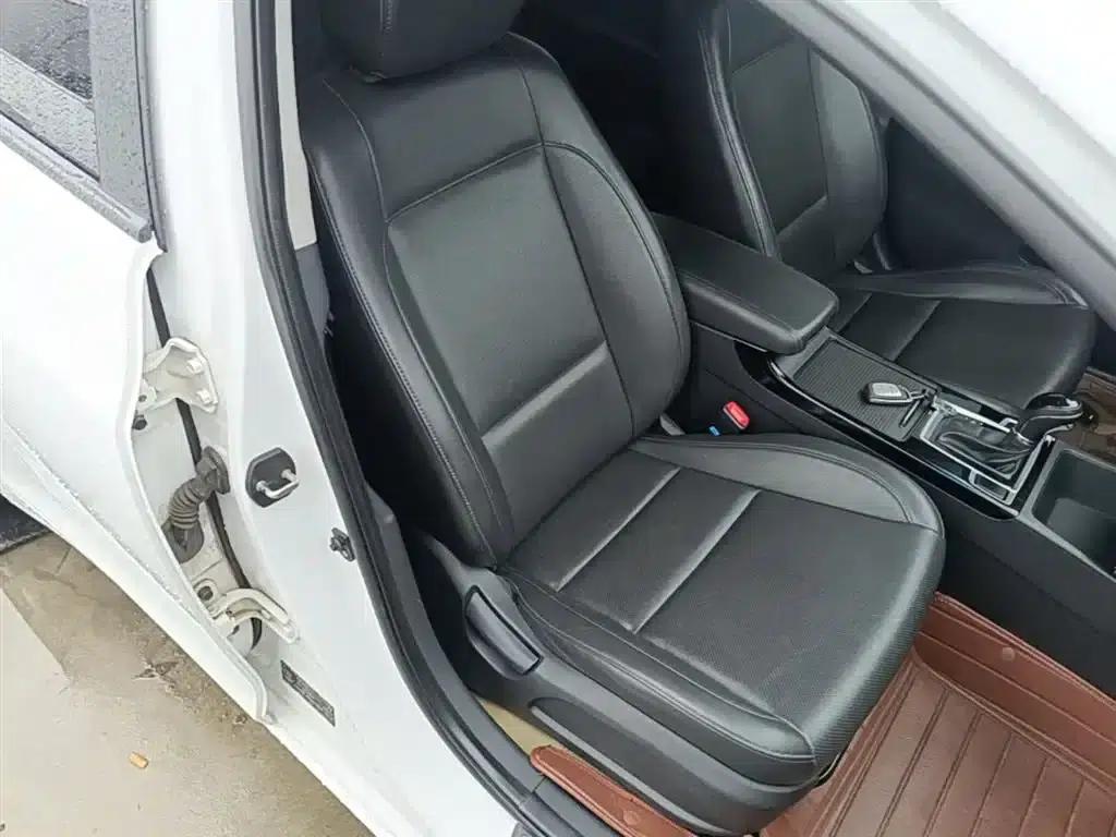 2014 Mistra 1.8L Automatic Intelligent GLS — миниатюра 25