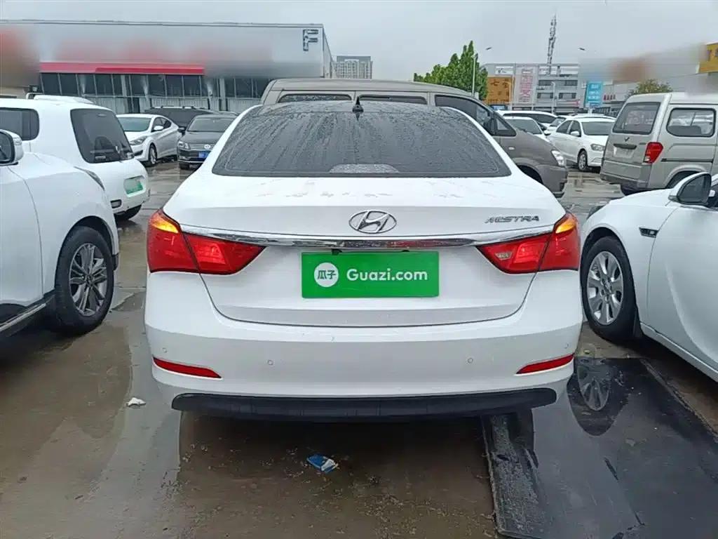 2014 Mistra 1.8L Automatic Intelligent GLS — миниатюра 6