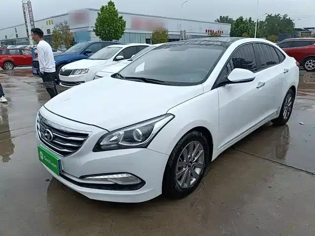 2014 Mistra 1.8L Automatic Intelligent GLS