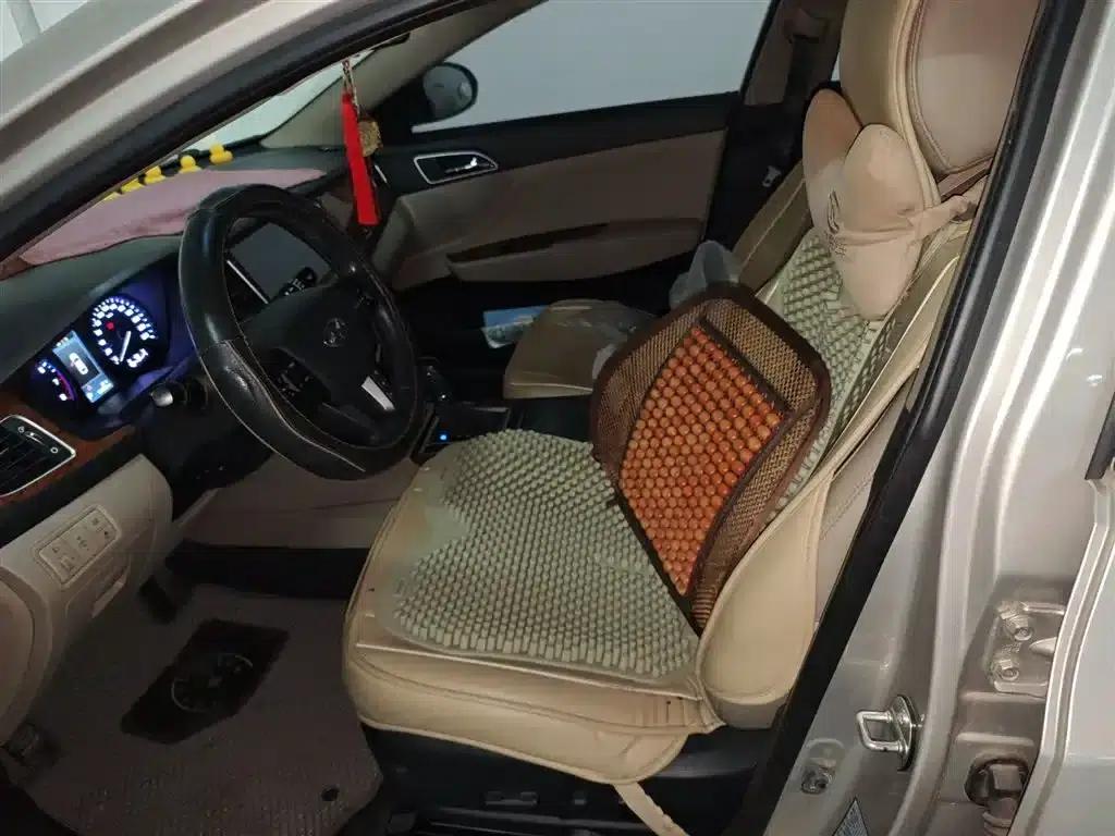2014 Mistra 1.8L Automatic Premium DLX — миниатюра 8