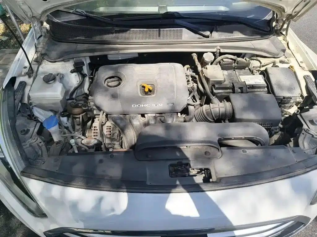 Hyundai Mistra 2017 1.8L Automatic Premium DLX (National V Emission Standard) — миниатюра 11
