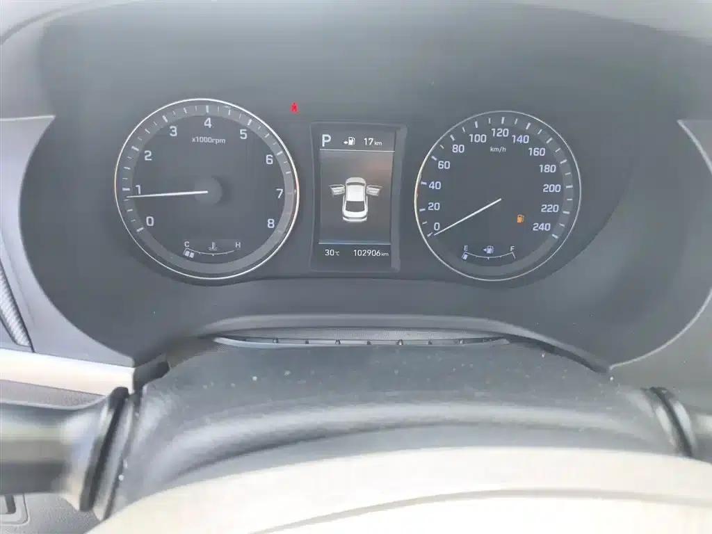 Hyundai Mistra 2017 1.8L Automatic Premium DLX (National V Emission Standard) — миниатюра 5