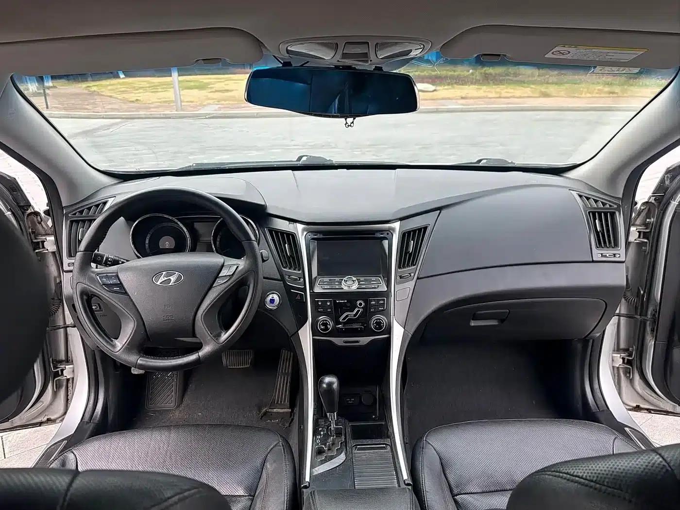 Sonata 2013 2.0L Automatic Luxury Edition — миниатюра 13
