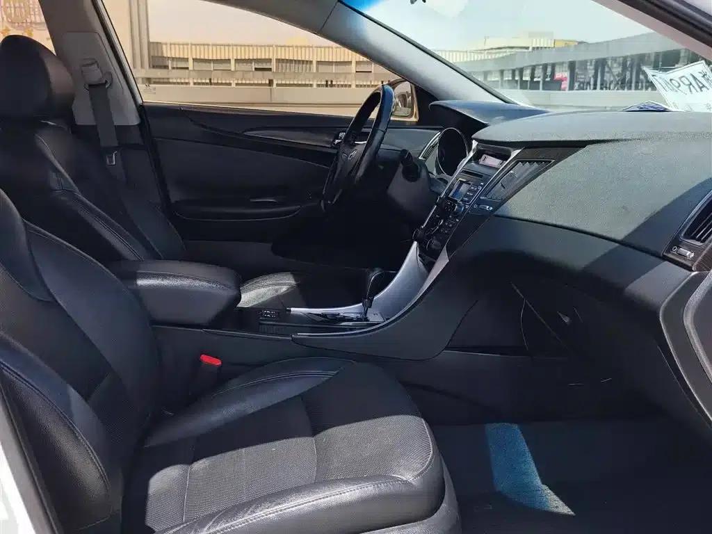 Sonata 2013 2.0L Automatic Premium Edition — миниатюра 12