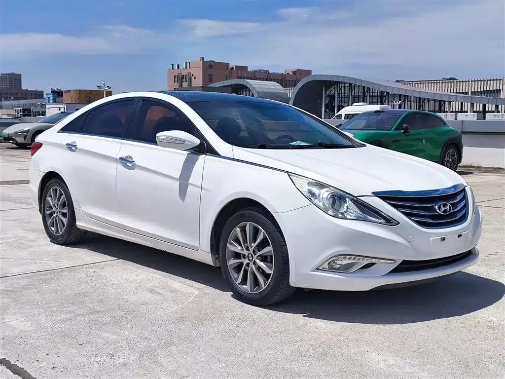 Sonata 2013 2.0L Automatic Premium Edition — миниатюра 8