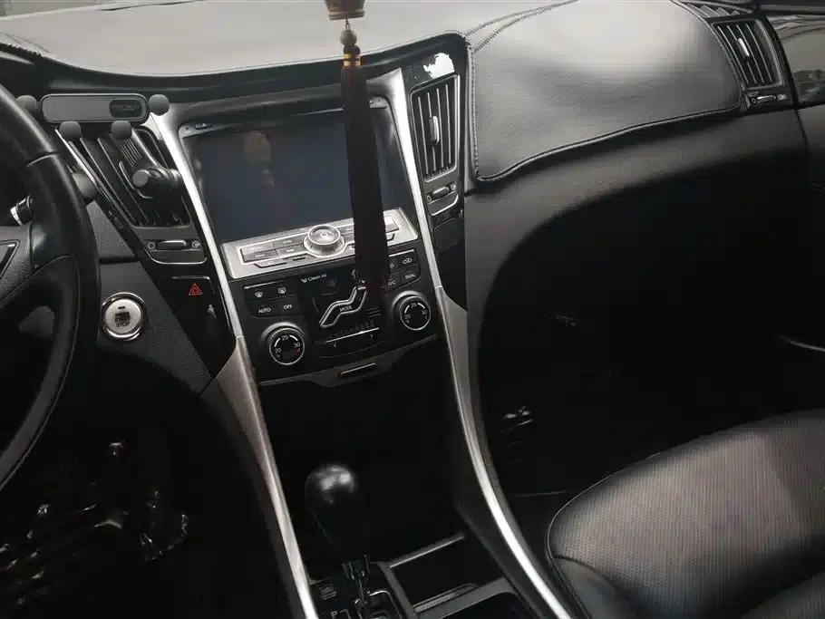 Sonata 2014 2.0L Automatic Luxury Edition — миниатюра 13