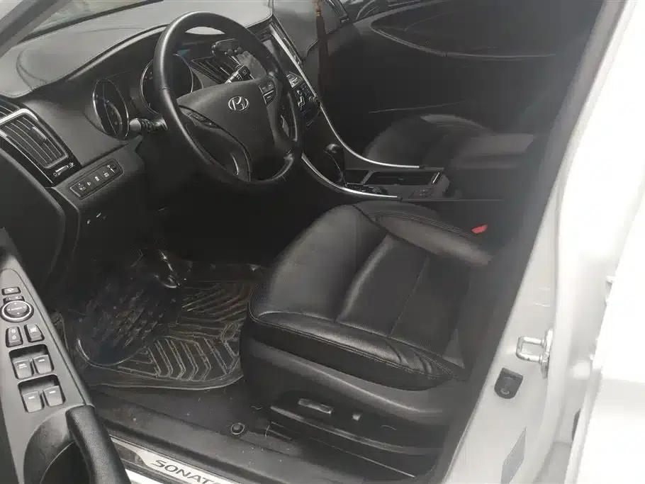 Sonata 2014 2.0L Automatic Luxury Edition — миниатюра 9