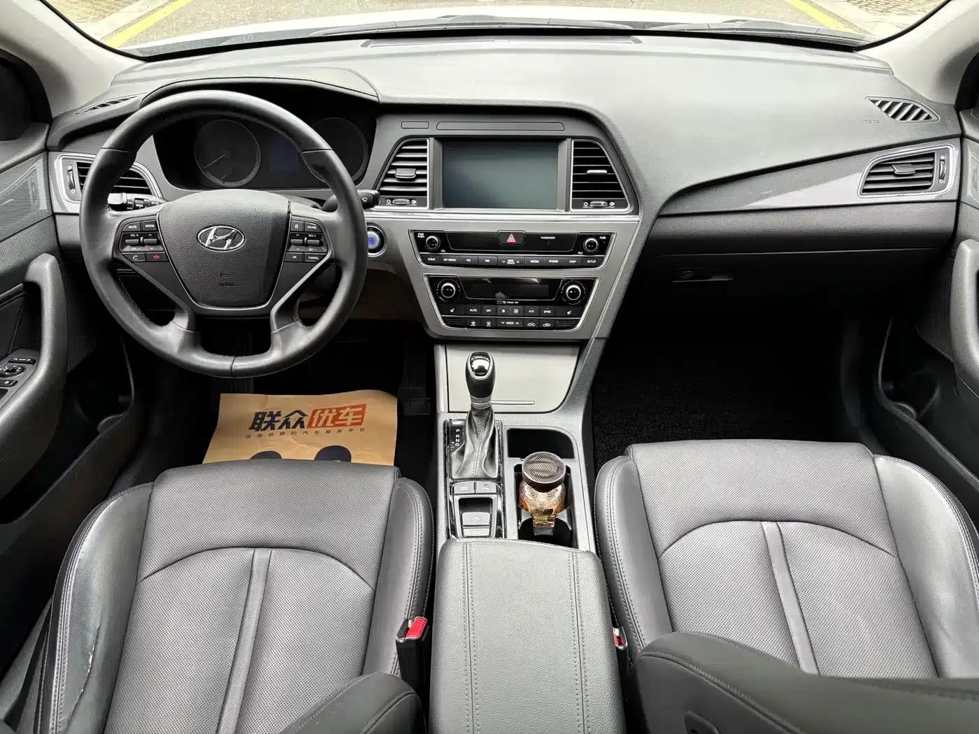 Sonata 2017 2.4L DLX Premium — миниатюра 12