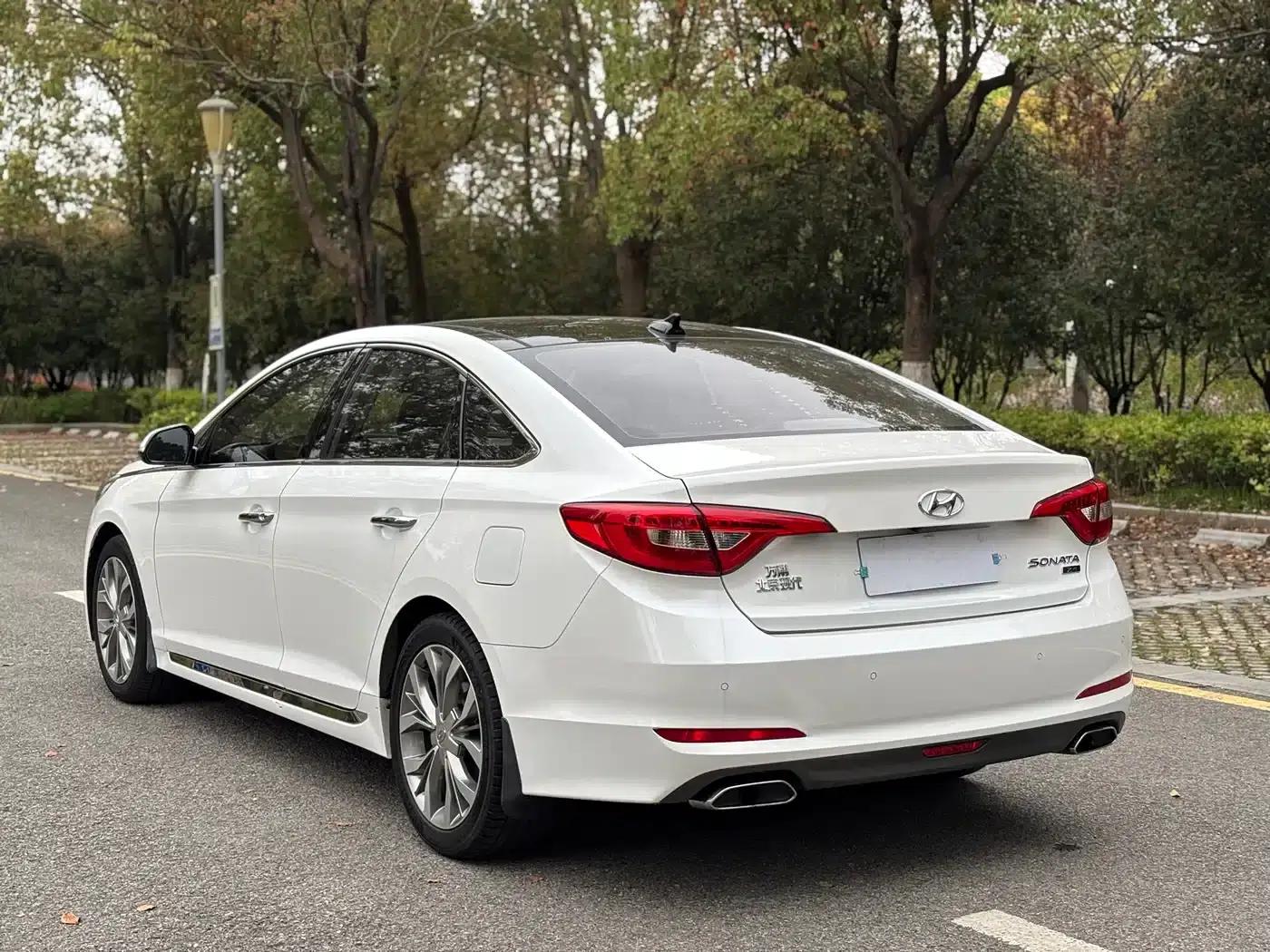 Sonata 2017 2.4L DLX Premium — миниатюра 6