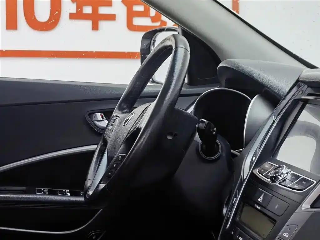 Santa Fe 2013 2.4L Automatic 4WD Intelligent Model — миниатюра 22