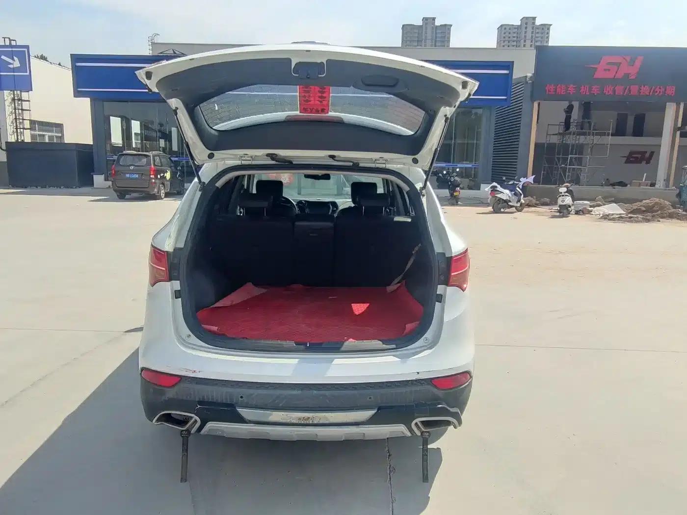 Santa Fe 2013 2.4L Automatic 2WD Smart Edition — миниатюра 17