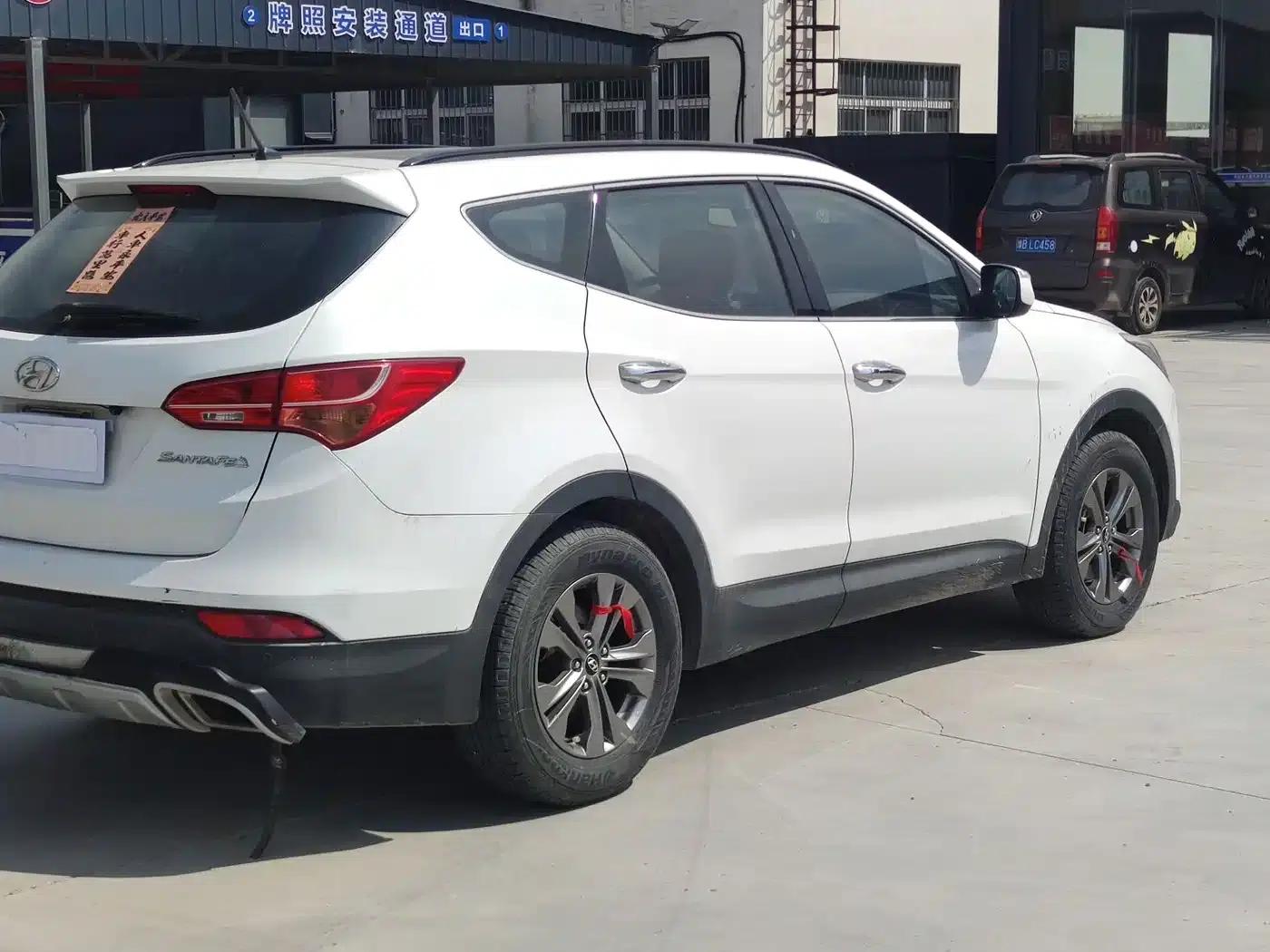 Santa Fe 2013 2.4L Automatic 2WD Smart Edition — миниатюра 19