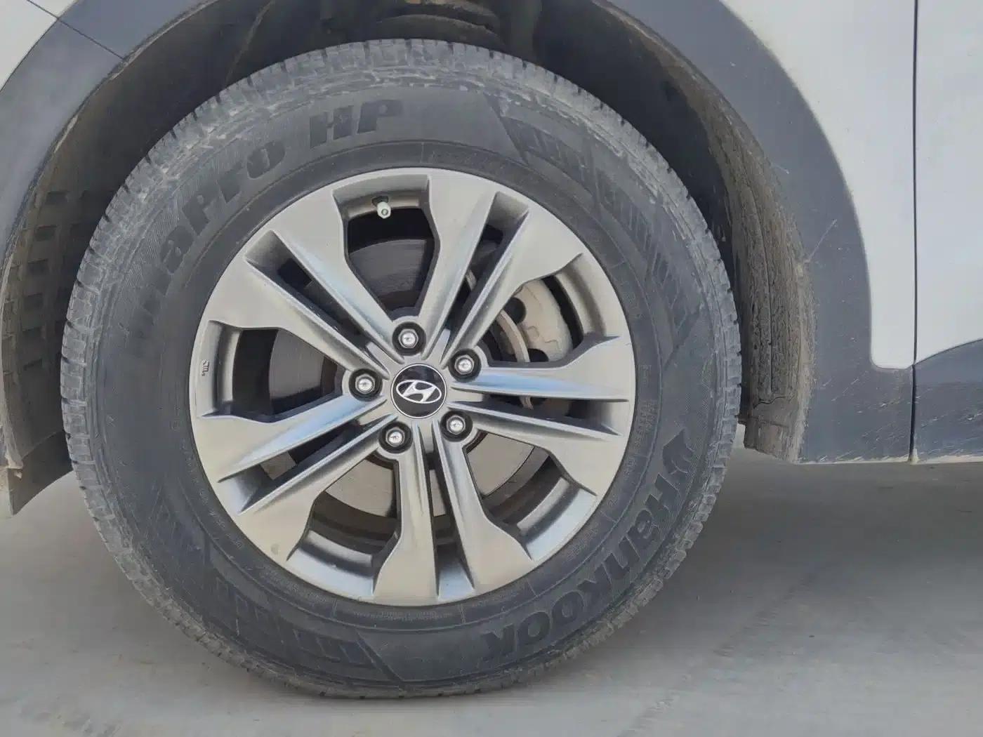 Santa Fe 2013 2.4L Automatic 2WD Smart Edition — миниатюра 7