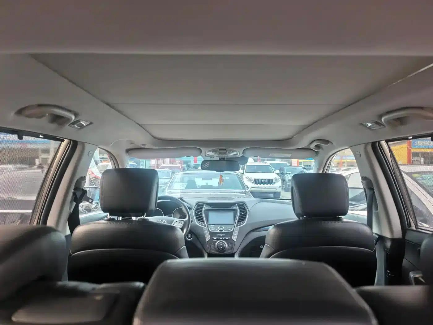 Santa Fe 2013 2.0T Automatic 4WD Top-of-the-line Model — миниатюра 12