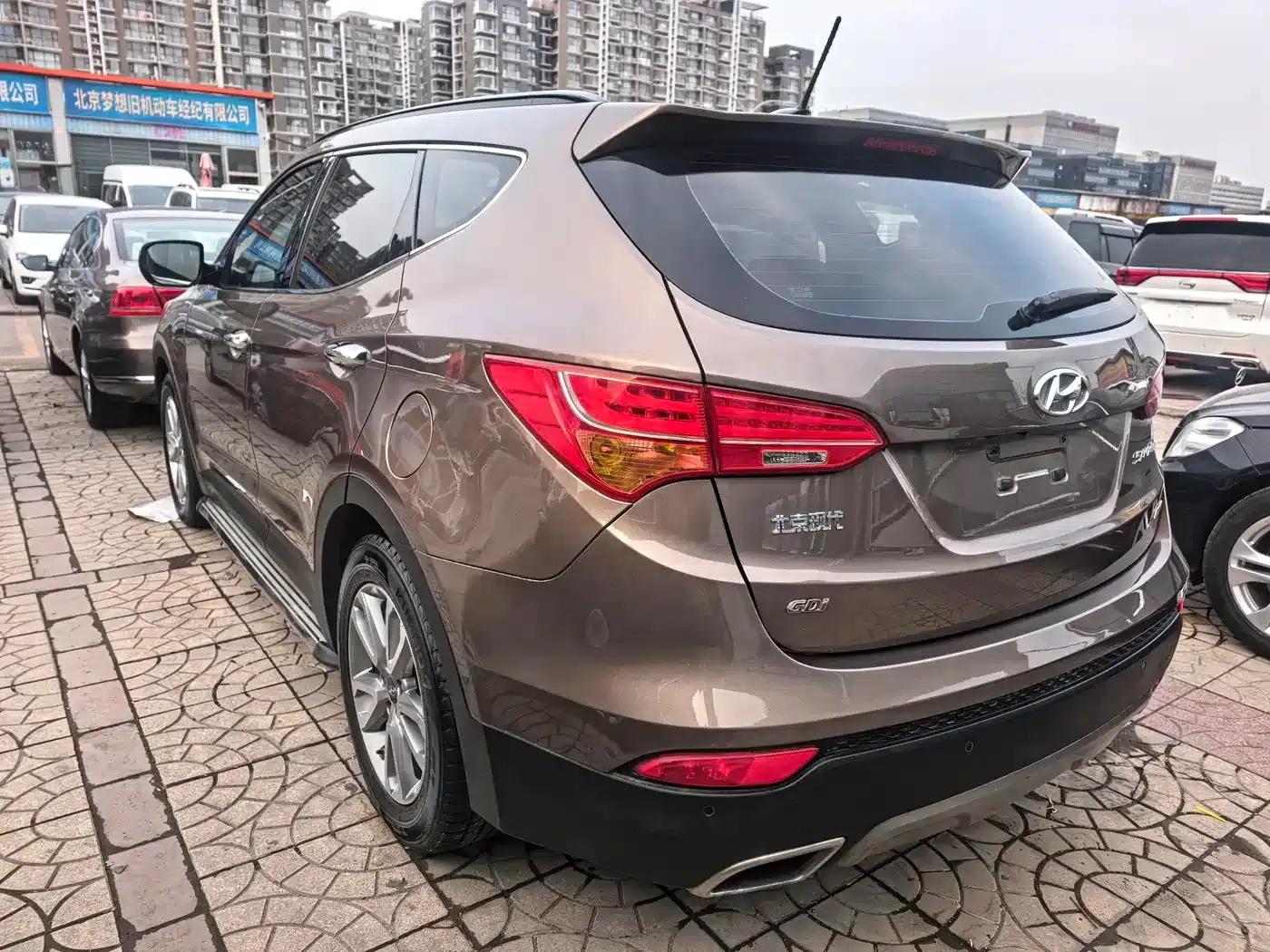 Santa Fe 2013 2.0T Automatic 4WD Top-of-the-line Model — миниатюра 18