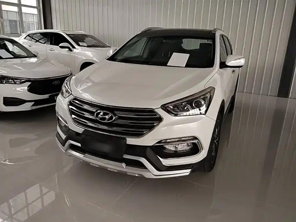 Santa Fe 2017 2.0T Automatic 4WD Intelligent 7-Seater — миниатюра 1