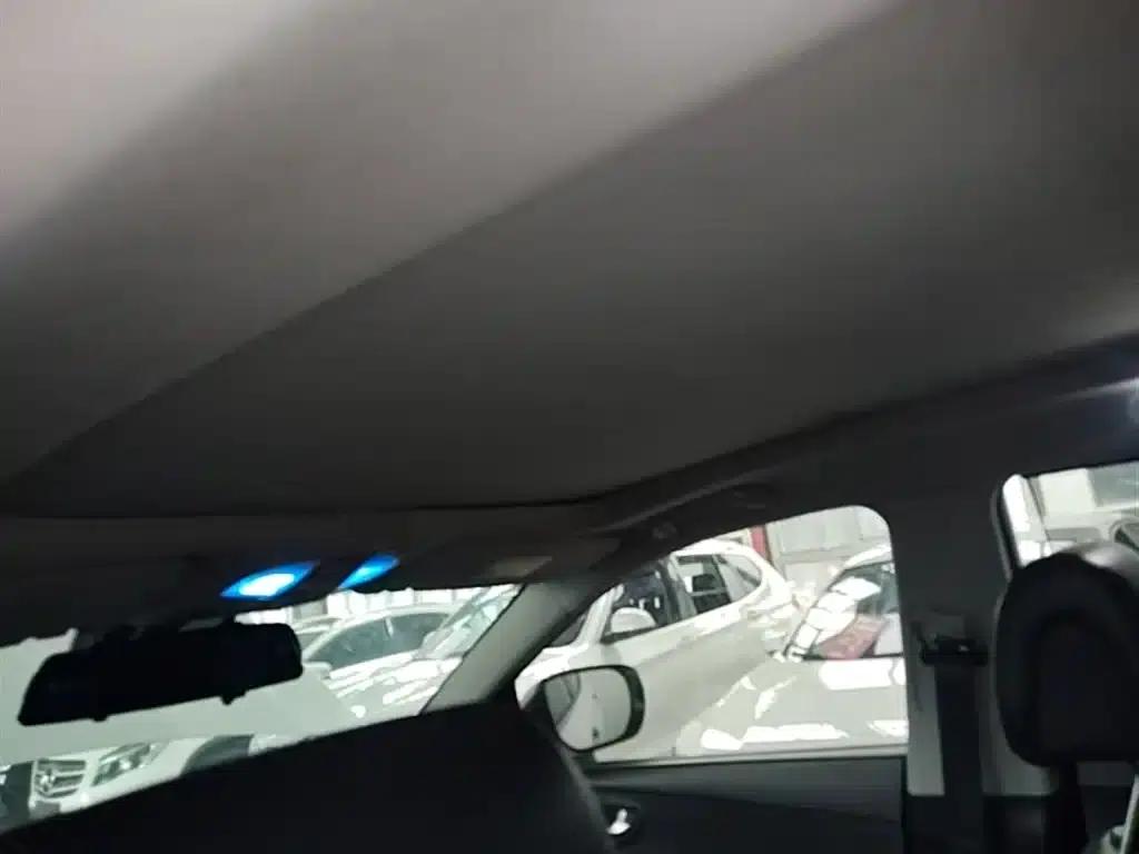 Santa Fe 2017 2.0T Automatic 4WD Intelligent 7-Seater — миниатюра 18