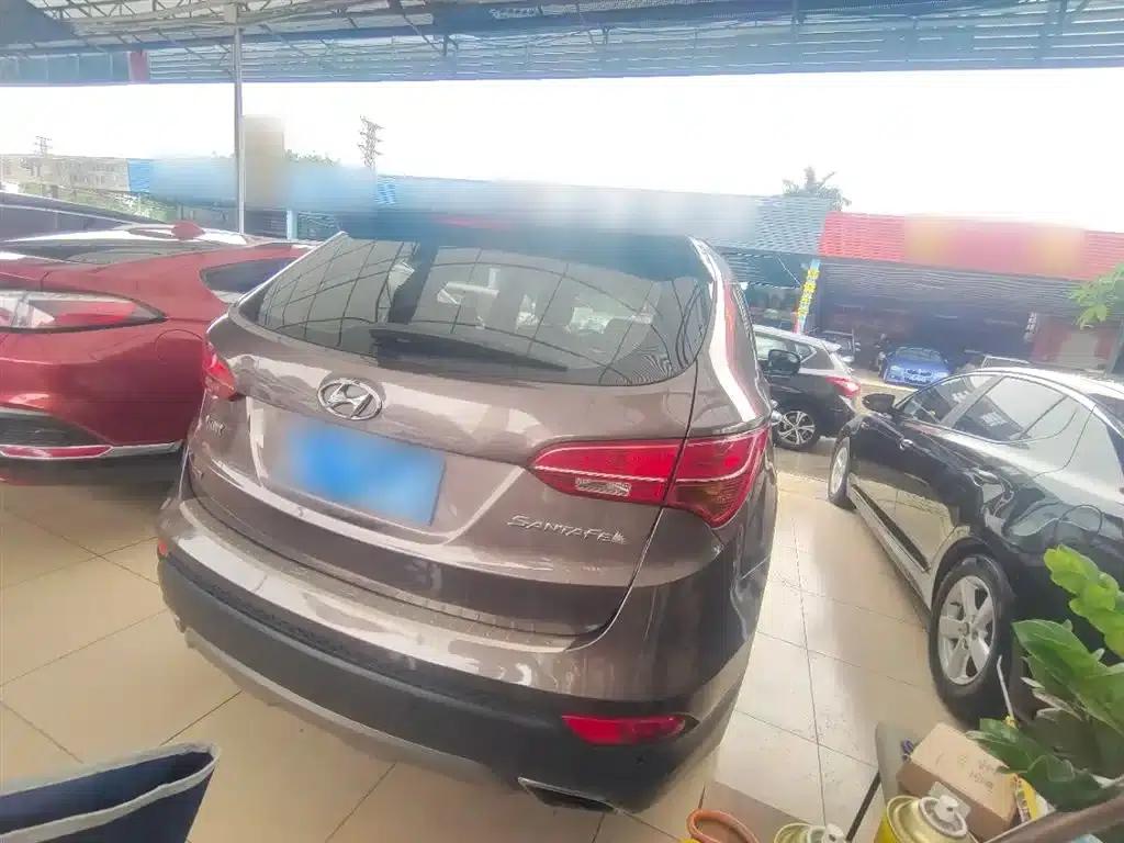 Santa Fe 2013 2.4L Automatic 2WD Smart Edition — миниатюра 7