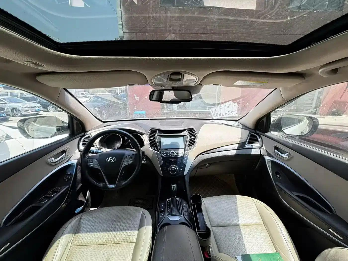 Santa Fe Imported 2013 3.0L 4WD Flagship Edition 7-Seater Euro V — миниатюра 5
