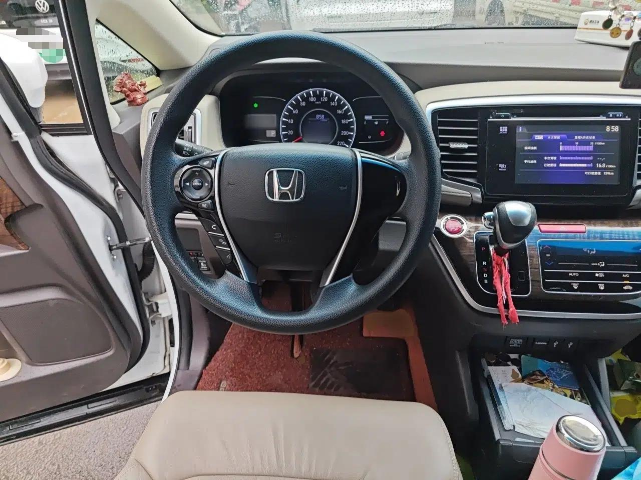 Honda Odyssey 2017 2.4L Luxury Edition — миниатюра 11