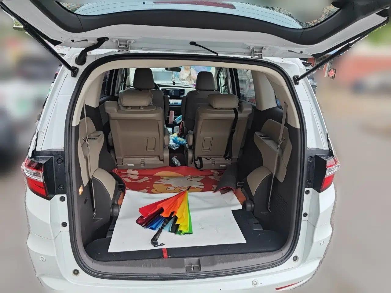 Honda Odyssey 2017 2.4L Luxury Edition — миниатюра 20