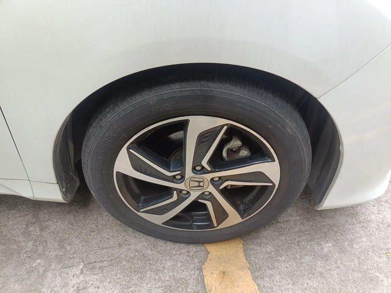 Honda Odyssey 2017 2.4L Luxury Edition — миниатюра 8