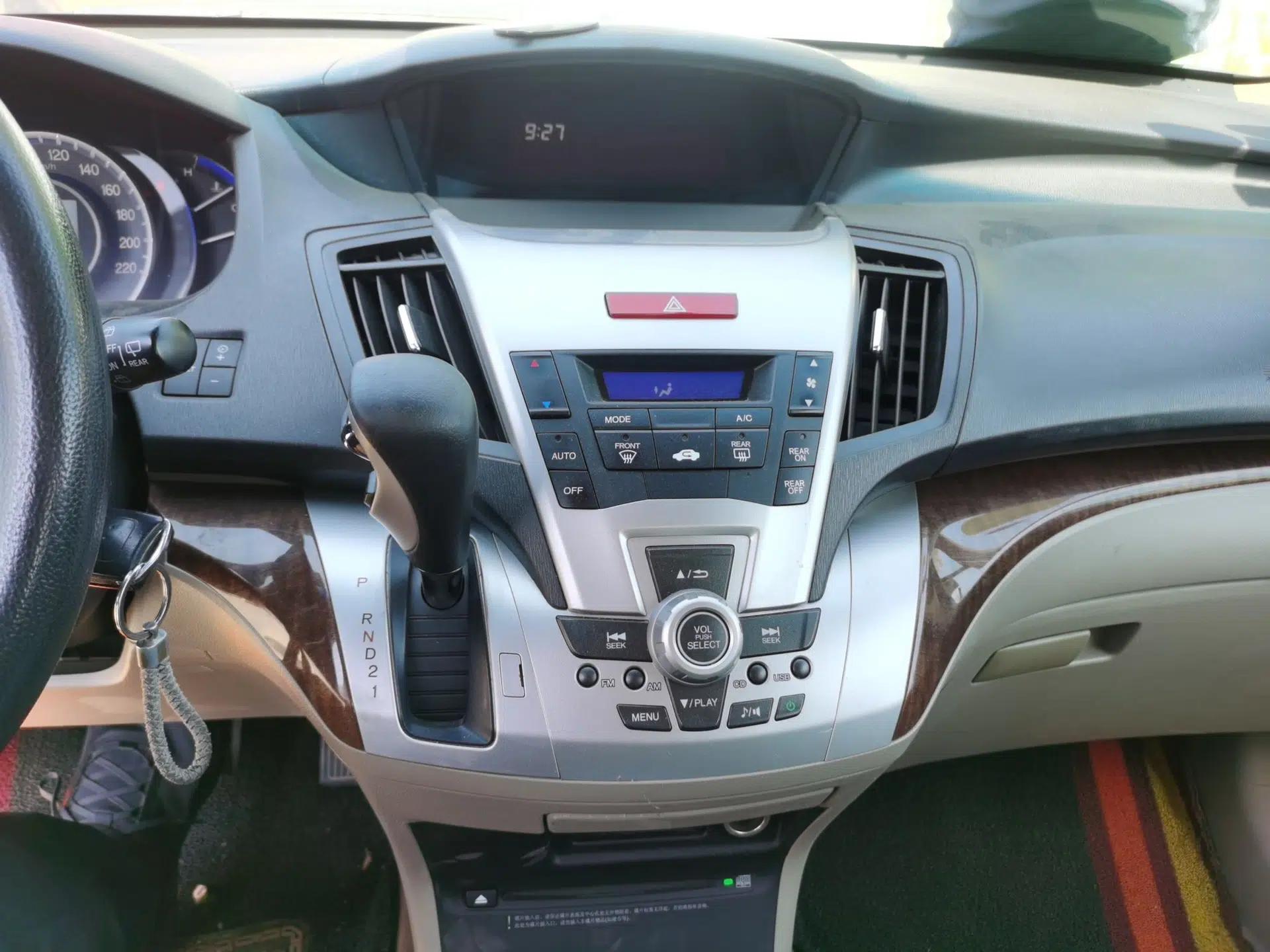 Honda Odyssey 2011 Jingxiu 2.4L Comfort Version — миниатюра 14