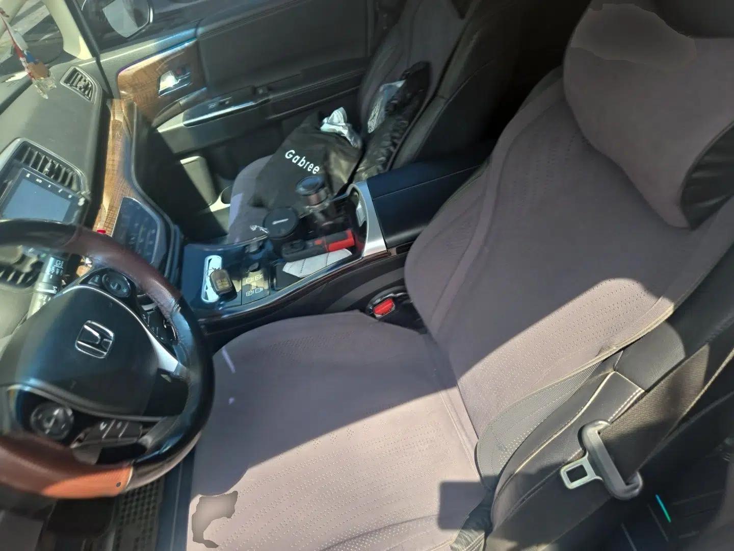 Honda Odyssey 2015 Revised Version 2.4L Supreme Edition — миниатюра 16