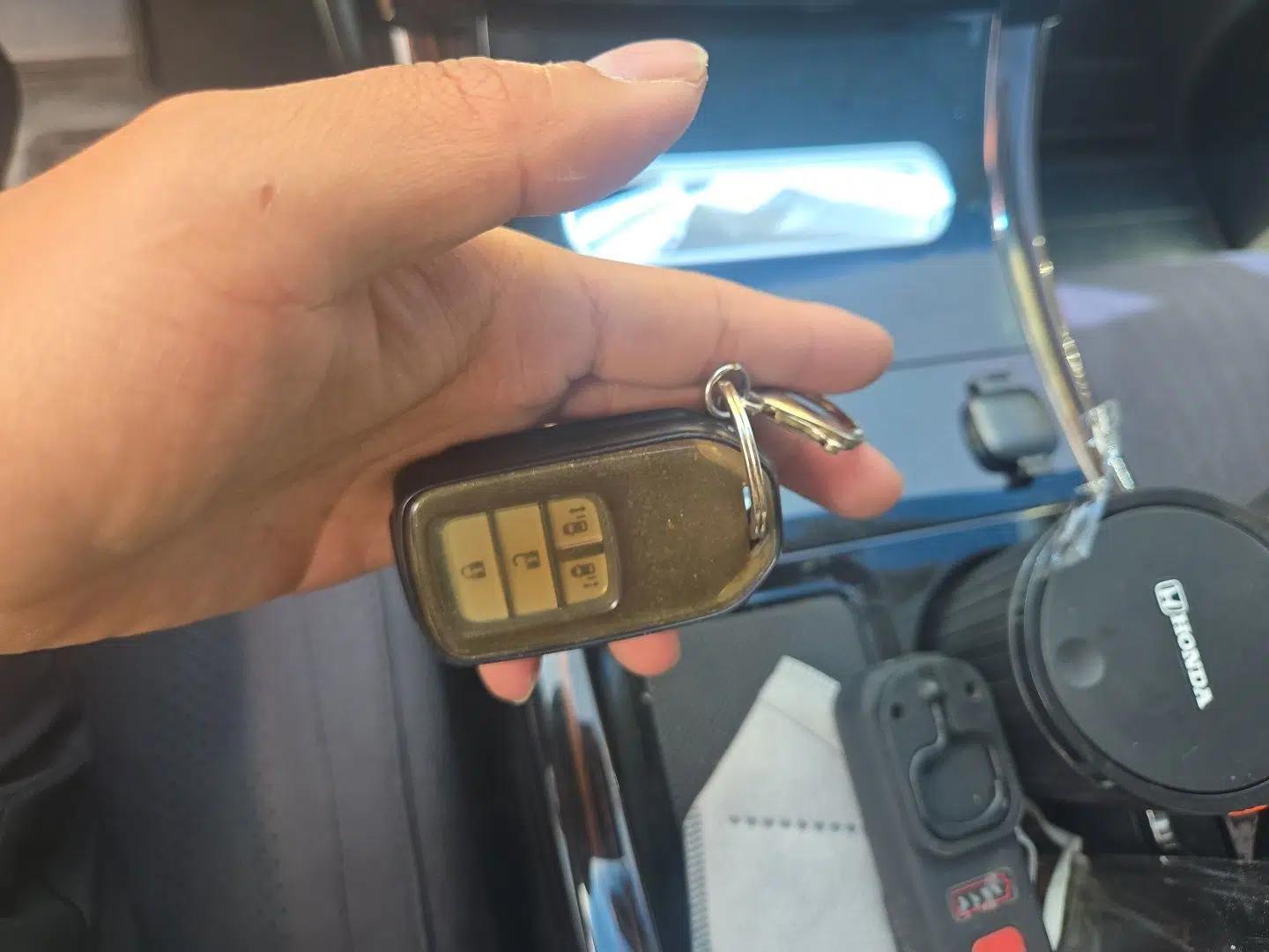 Honda Odyssey 2015 Revised Version 2.4L Supreme Edition — миниатюра 9